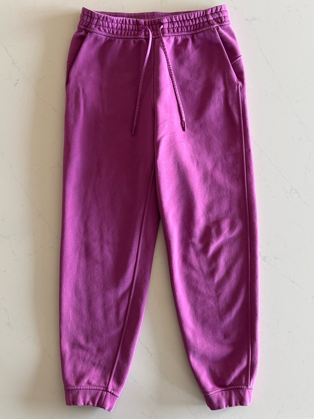 lululemon loungeful jogger 28”